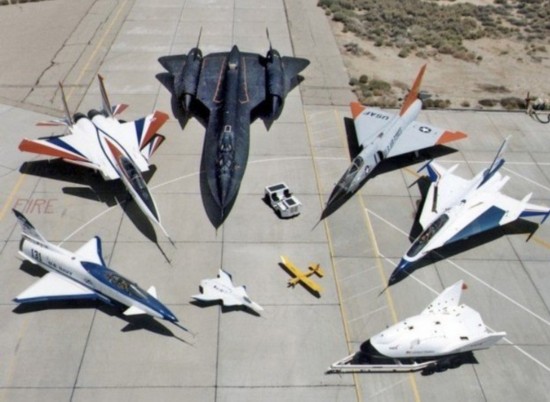 【组图】揭秘比子弹还快的飞机: 黑鸟 如影随形