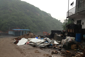 陕西黄陵突发泥石流灾害造成7人死亡12人受伤