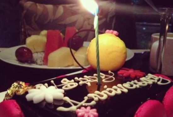 孙俪与邓超共庆结婚2周年 烛光晚餐晒幸福