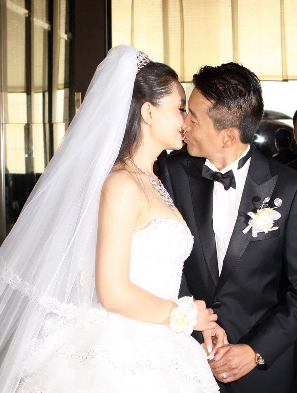 槿汐姑姑孙茜蔡远航大婚 孙俪猪蹄道贺