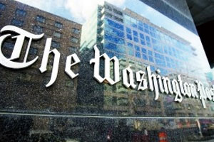 《一夜惊喜》首映 范冰冰吻导演胸部赞