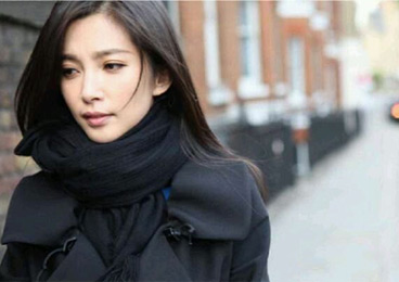 白金剩斗士李冰冰恋情疑曝光 呼唤“再爱一次”