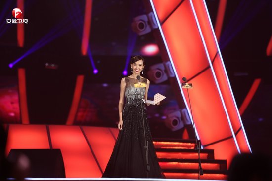 明星《亚偶》自曝追星 杨幂爱曼玉唐嫣追赵薇