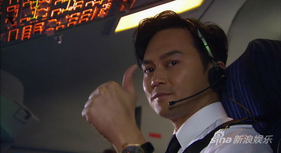 《冲上2》被赞机场百科 张智霖成最佳导师