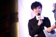 李宇春“why me”个唱破例开两场 将穿透视纱裙