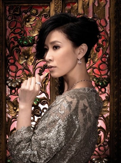 佘诗曼5000万天价签约 tvbc豪掷重金势在必得