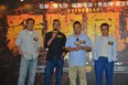 周迅澄清与谢霆锋绯闻：只是朋友 目前还是单身