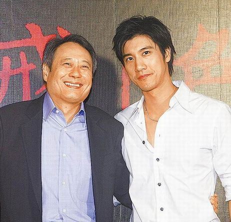 王力宏加盟好莱坞经纪公司成李安师弟