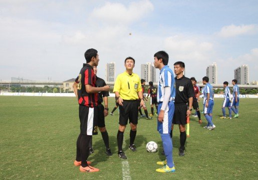 上海校园足球国际邀请赛 邀外国球队交流学习