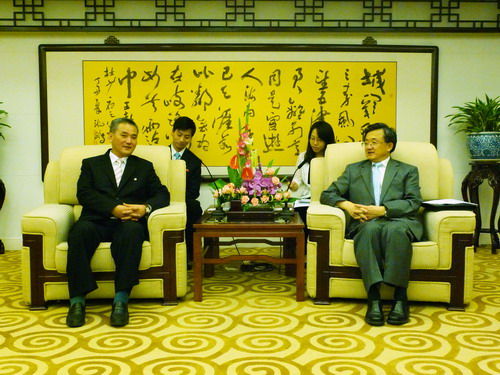外交部副部长刘振民会见朝鲜青年外交官代表团