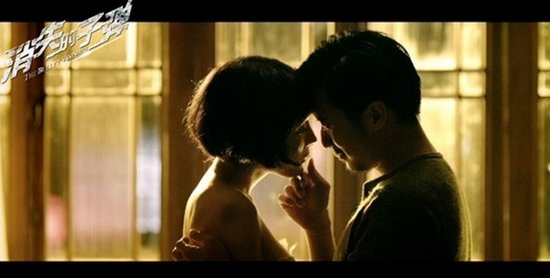 杨幂快男舞台邂逅霆锋 网友盼“锋幂”亲密互动