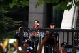 李天一首日庭审结束 梦鸽离开赶赴演出(图)