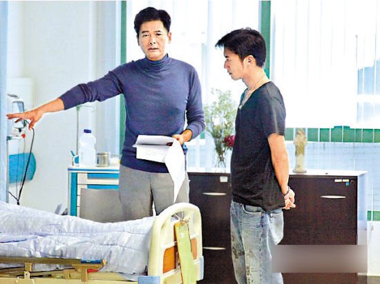 周润发不满港姐选举赛制拖沓 怒斥候选佳丽寡淡