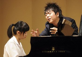 【钢牙八卦】阿妹一哭,力宏心碎