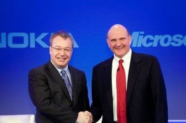 侧田mv打恶搞：吴彦祖成肌肉版小天鹅