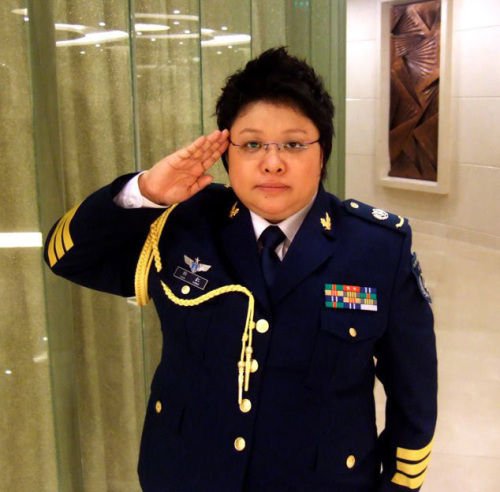 韩红：服从总政新规或退出选秀舞台