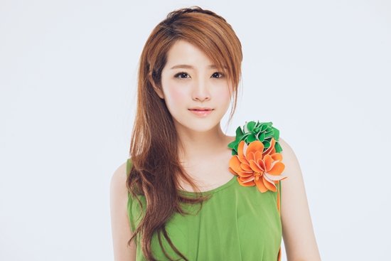 香香参赛金钟奖 “口水歌后”变身实力唱将