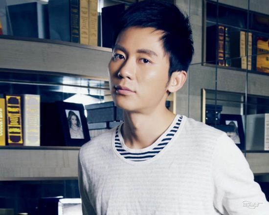 不是霍建华！曝张馨予李晨分手因女方难忘吴卓羲