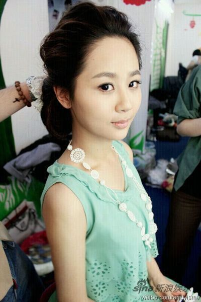 《<em>家有儿女</em>》小雪杨紫否认交富商男友_娱乐_