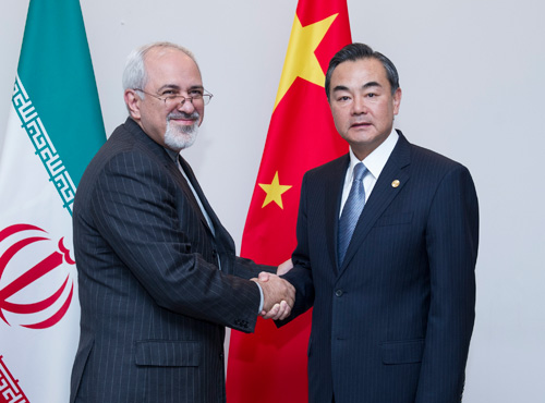 <em>中国外长</em>王毅在比什凯克会见伊朗<em>外长</em>扎里夫_