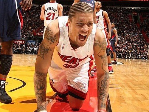  比斯利 签约热火 无保障合同成第17人_体育_南