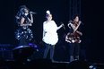 s.h.e巡演北京站开唱 学“儿化音”逗乐歌迷