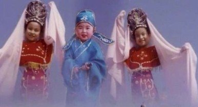 谢娜恶搞吴昕杜海涛童年照 ps古装造型天仙配