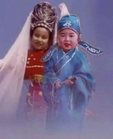 谢娜恶搞吴昕杜海涛童年照 ps古装造型天仙配