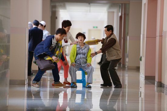 《辣妈》孙俪孕照曝光 获“奶爸”张译左右开挂