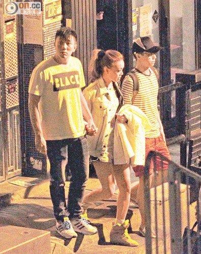 容祖儿演唱会加场破纪录 发性感“雪糕女郎”照