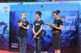 何炅吴昕中秋到沪护鲨鱼 呼吁全民和鱼翅说再见