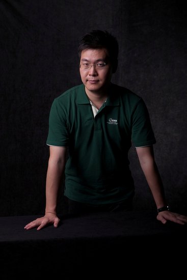 《赢在中国》文章引爆全场 选手争吵老板致歉