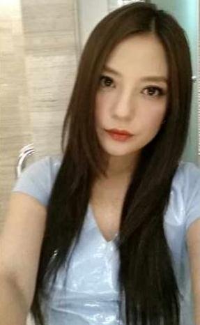 赵薇瘦身减肥成果显著 微博晒浓妆自拍(图)