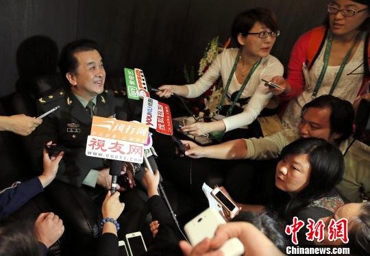 黄宏称已婉拒春晚邀请：今年恐怕没有时间上了