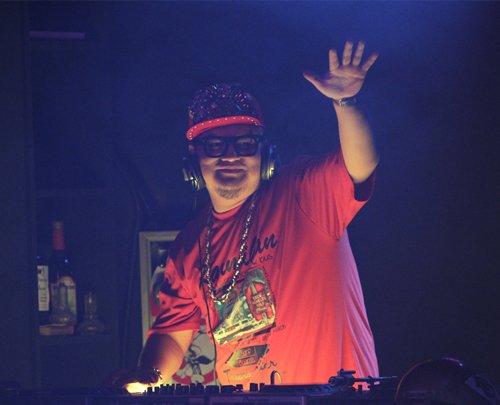 冀涛《城市游戏》玩极限 成龙授剧组生存秘笈