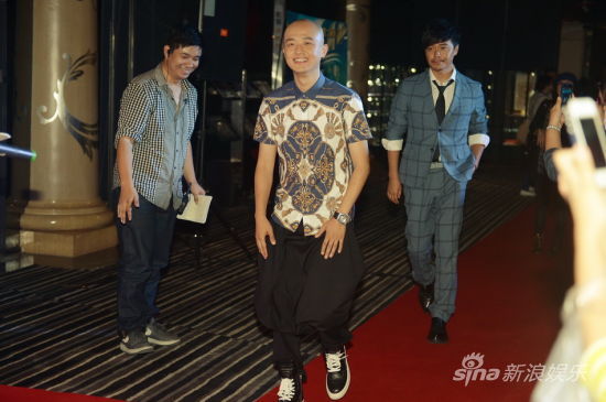 《一路顺疯》首映 陈思成拥抱补偿蒋梦婕