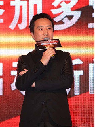 田朴b再曝好声音导演为男闺蜜 传已与王石分手