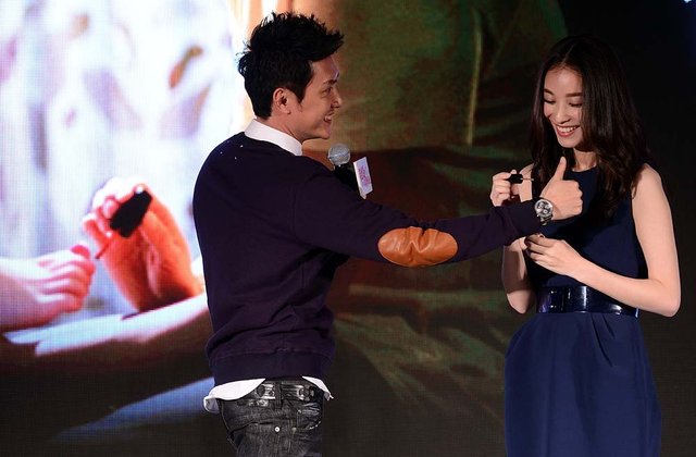 《我想和你好好的》首映 冯绍峰:我妈催婚了