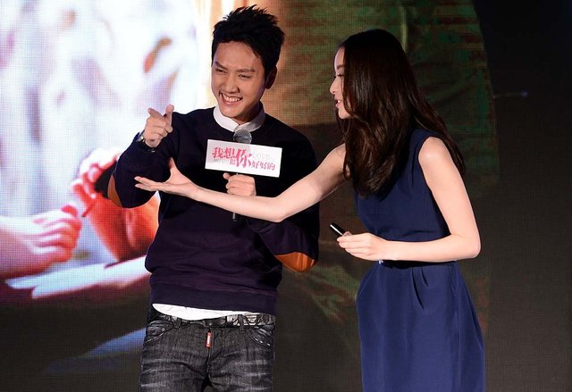 《我想和你好好的》首映 冯绍峰:我妈催婚了