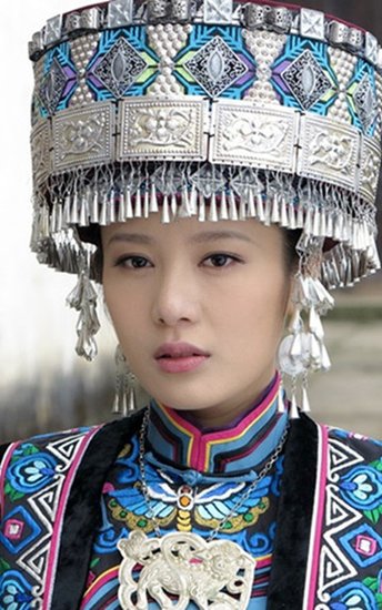 《血誓》高收视收官 邬靖靖接拍于正新戏