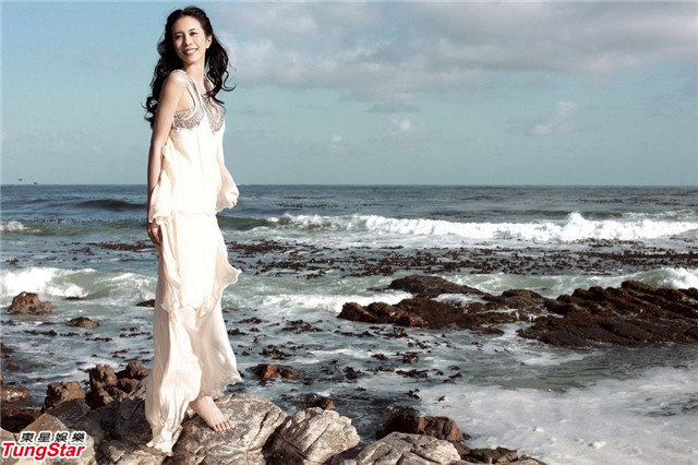 莫文蔚入行20年巡演在即 发大尺度全裸写真