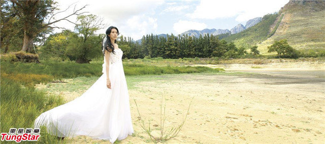 莫文蔚入行20年巡演在即 发大尺度全裸写真