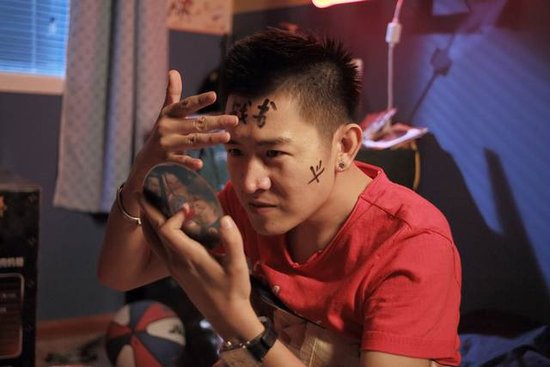 何炅彭宇《快乐elife》打联手 同公寓做好基友