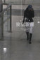 独家:章子怡汪峰游美国后回京 避媒体分开出闸