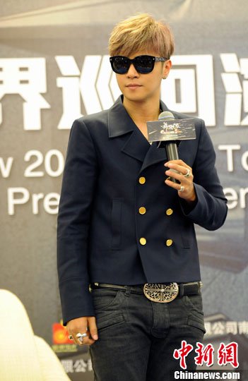 罗志祥大吼：我没有女朋友 乱爆料让我有点累