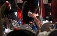 文章携女儿出席满月酒 马伊琾挺大肚饭量猛增