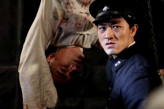 刘峰超《新燕子》勇救陈龙 为李彩桦兄弟反目