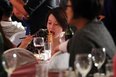 文章携女儿出席满月酒 马伊琾挺大肚饭量猛增