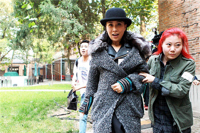 那英助阵蔡健雅新专辑发布 否认歌词影射小s