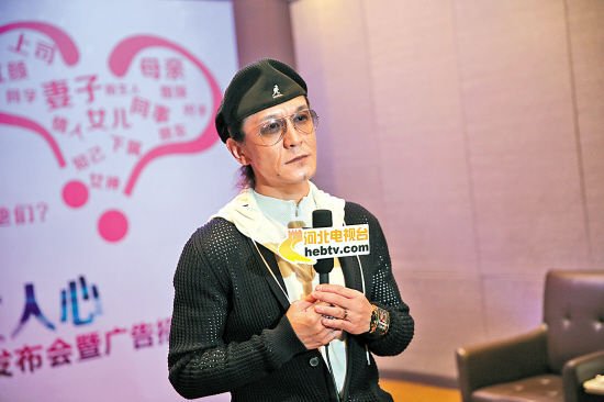 李咏：我是教师不上春晚舞台 不会转到幕后